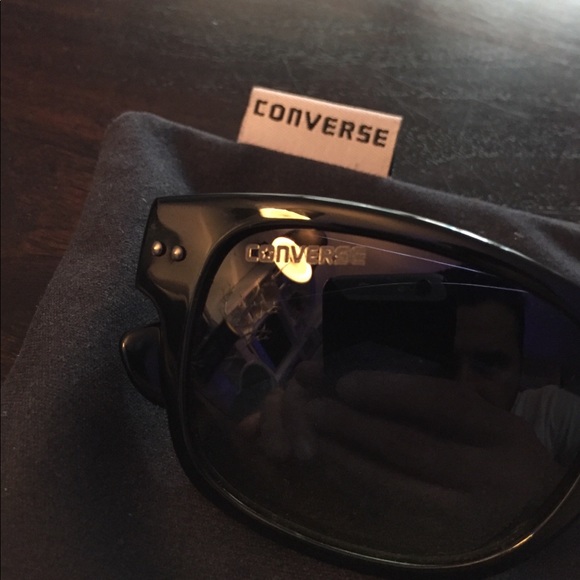 Converse classic sunglasses gradient lens - Picture 3 of 4